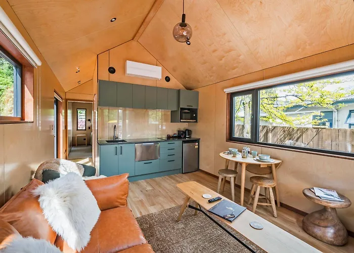 Chalet Walnut On Russell